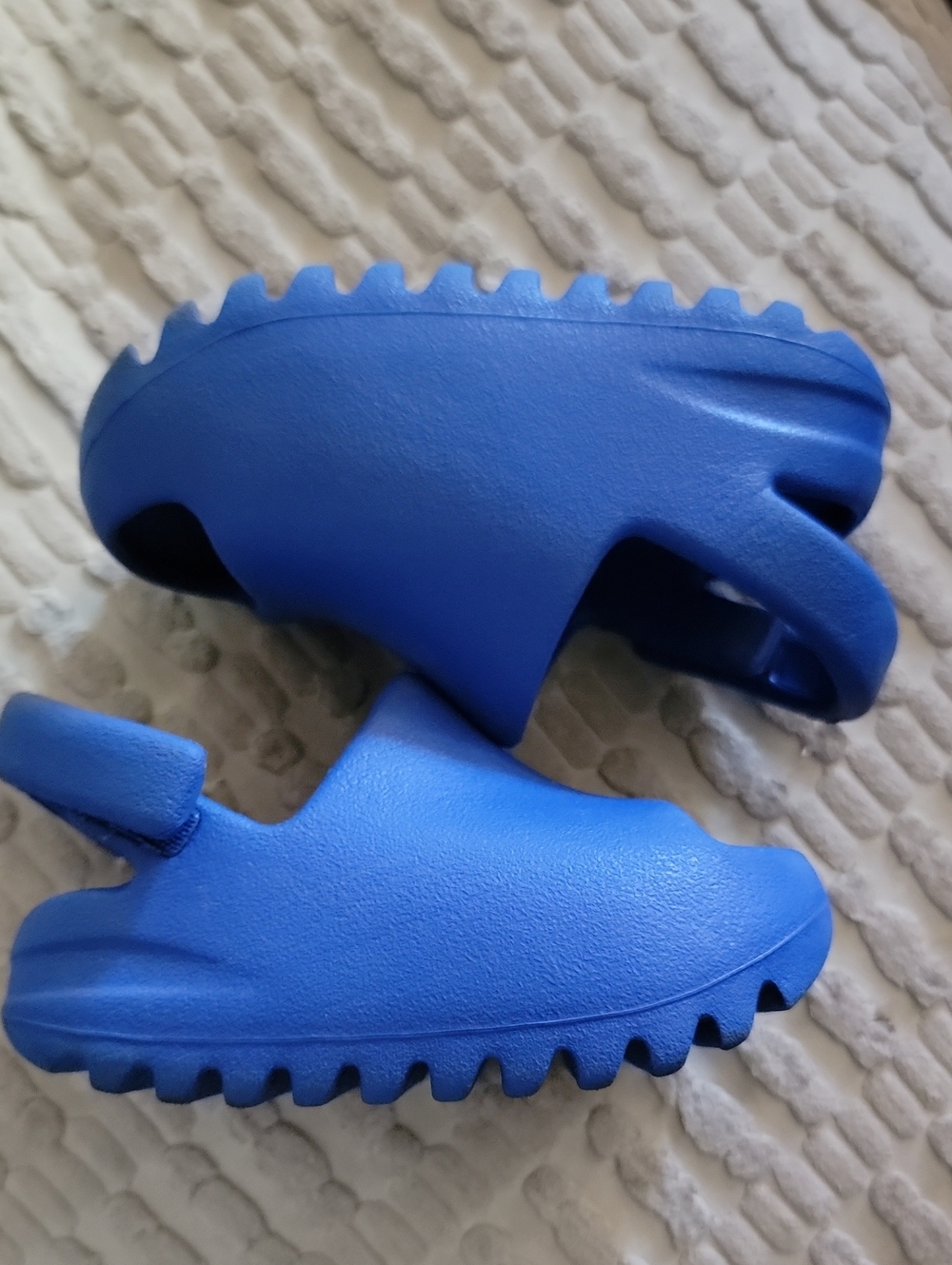 adidas Yeezy Slides Infants 'Azure'